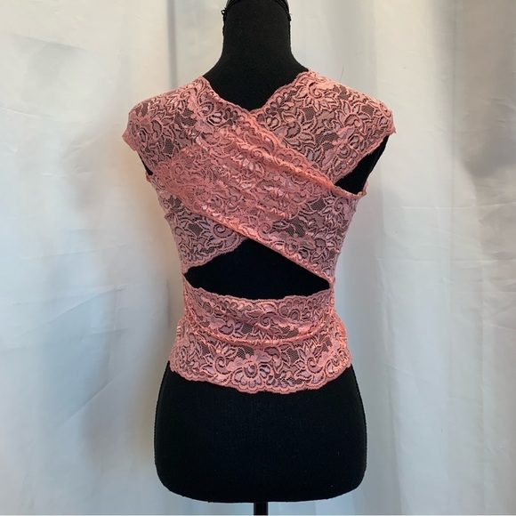 Uk2la peach pink lace stretchy V-neck sleeveless top crisscross L clubwear NWOT - Picture 3 of 9